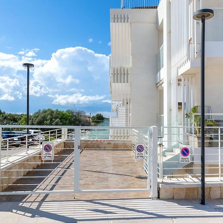 Exclusive Deluxe Apt Up To 6 People & Heated Tub Polignano a Mare Exterior foto