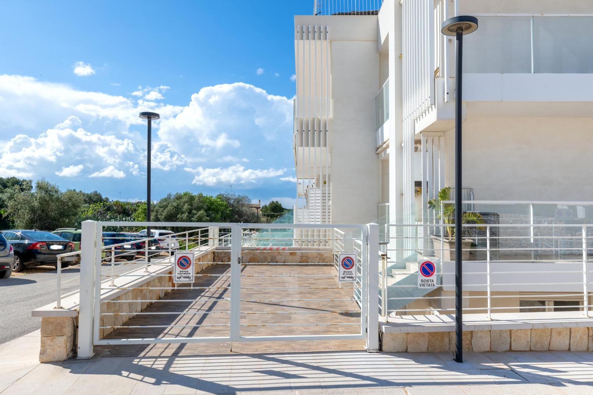 Exclusive Deluxe Apt Up To 6 People & Heated Tub Polignano a Mare Exterior foto